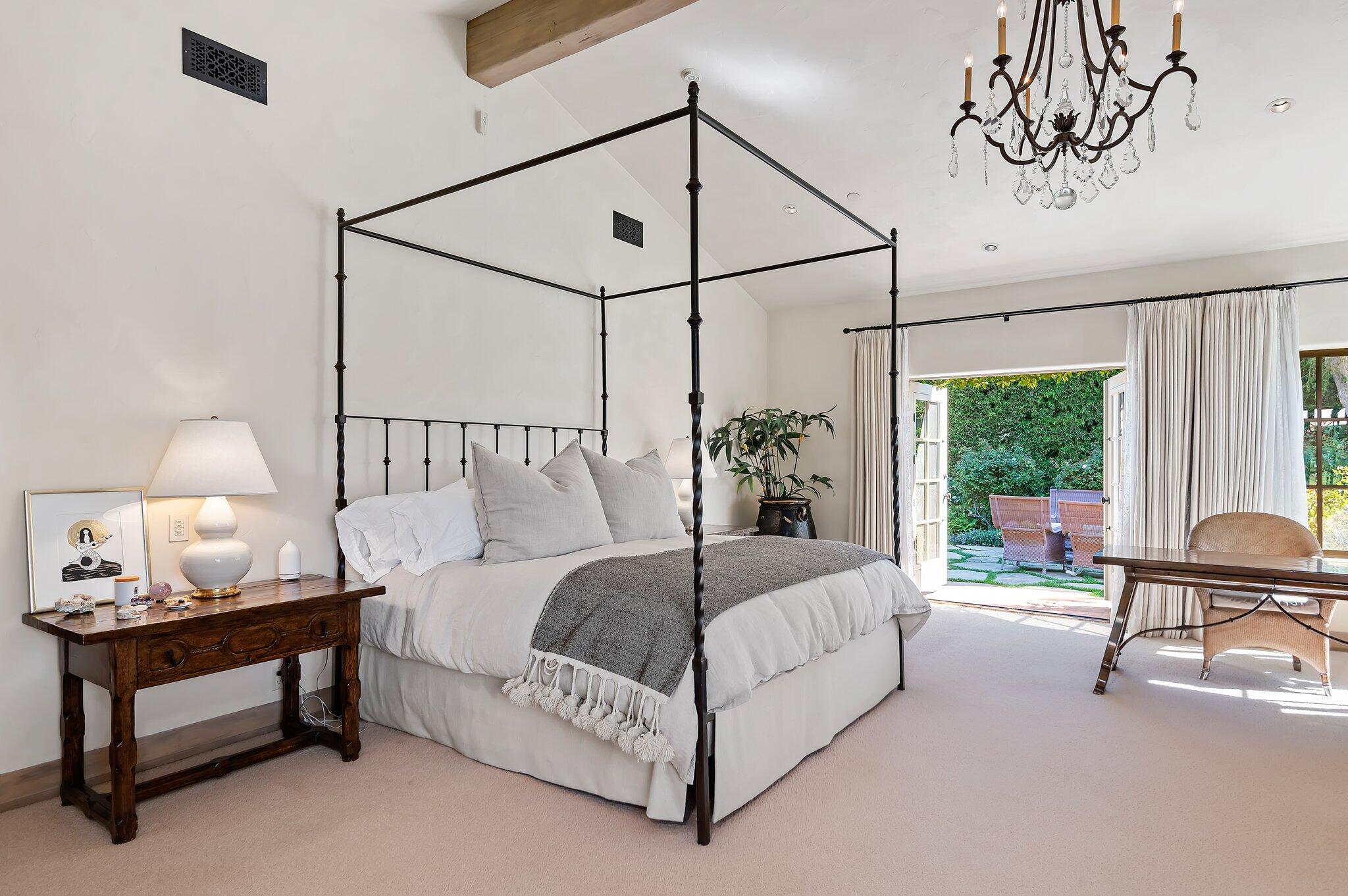 770 Riven Rock Road Santa Barbara, CA 93108 - Photo 28 of 62 27-web-or-mls-27 - Primary Bedroom