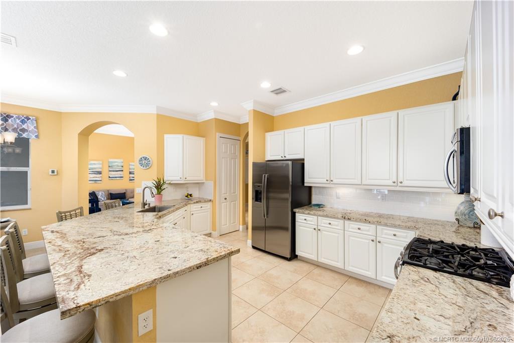 155 Southeast Ethan Terrace Stuart, FL 34997 - Photo 18 of 52