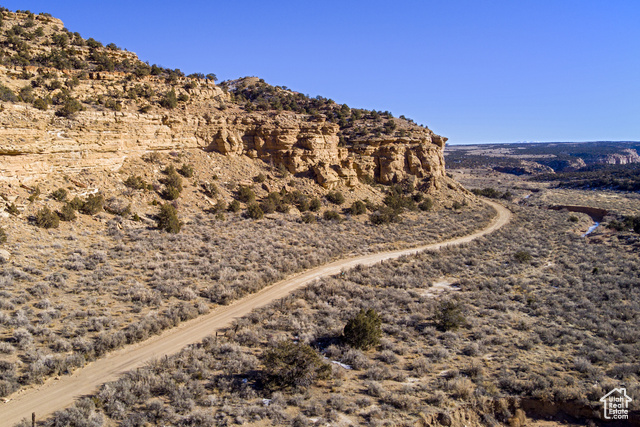 3366 North Thompson Cyn Road Green River, UT 84525 - Photo 18 of 35 Mountain view