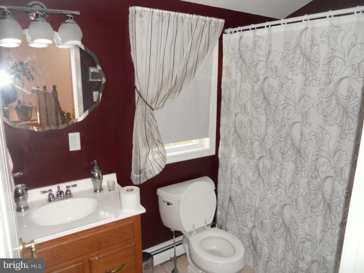 12 Rose Apple Road Levittown, PA 19056 - Photo 14 of 23 Bathroom