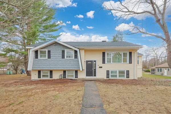 $589,900 | 58 Ray Avenue, Bellingham, MA 02019