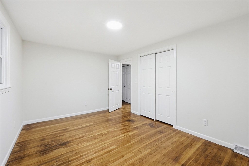 58 Ray Avenue Bellingham, MA 02019 - Photo 13 of 39