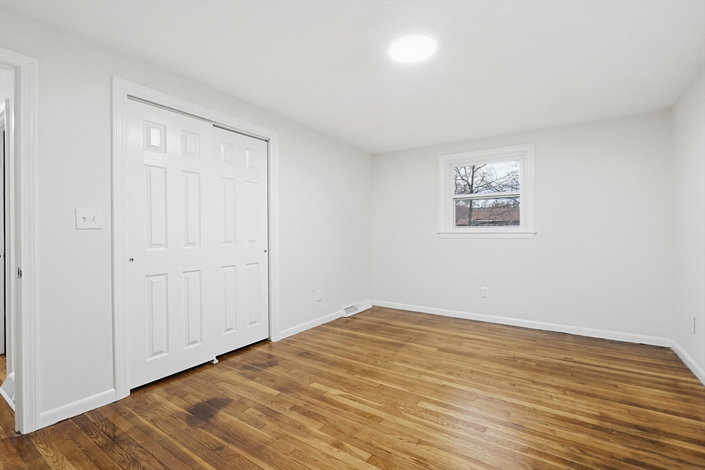 58 Ray Avenue Bellingham, MA 02019 - Photo 21 of 39