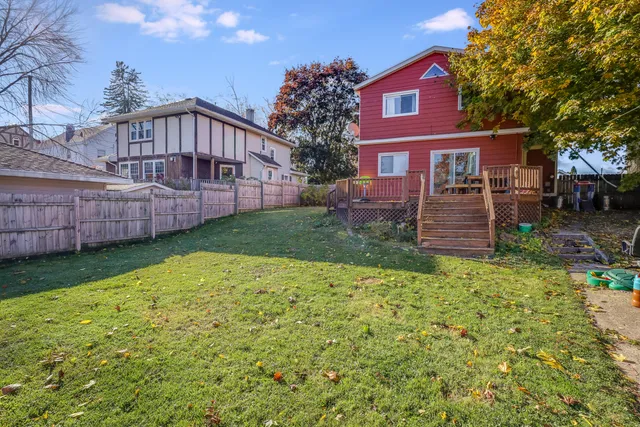 $209,900 | 917 North 6th Street, Manitowoc, WI 54220