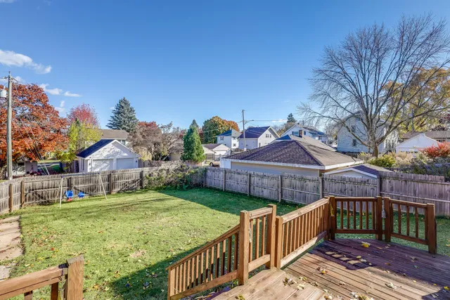 $209,900 | 917 North 6th Street, Manitowoc, WI 54220