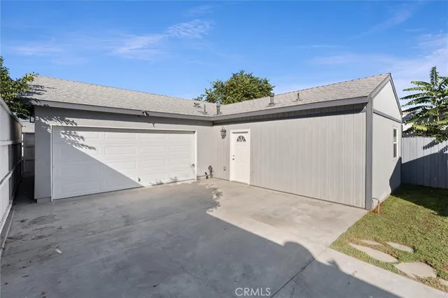 a view of garage and utility room