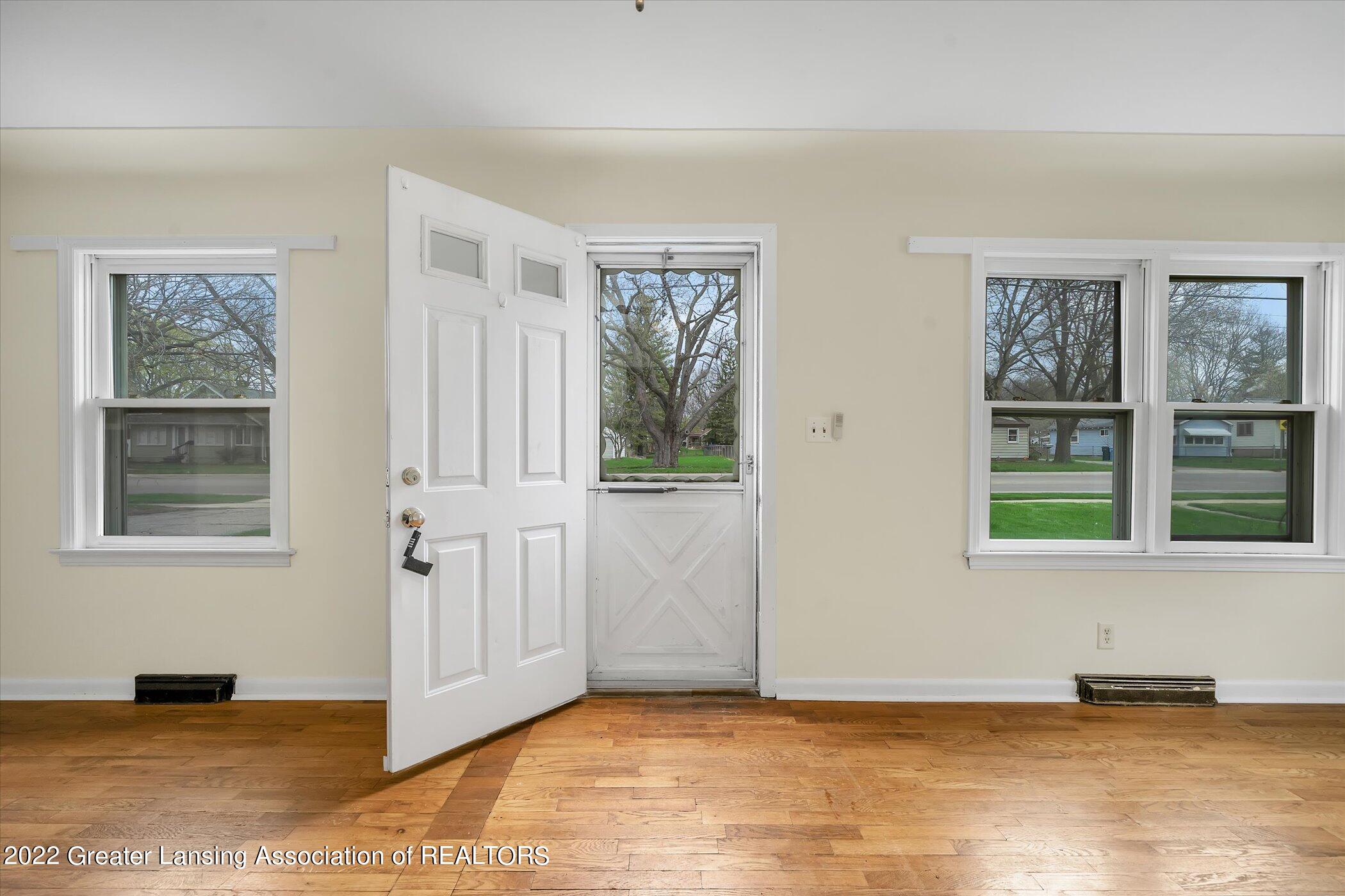 707 West Holmes Road Lansing, MI 48910 - Photo 5 of 23 01-707-W-Holmes-Rd-WindowStill-Real-Esta
