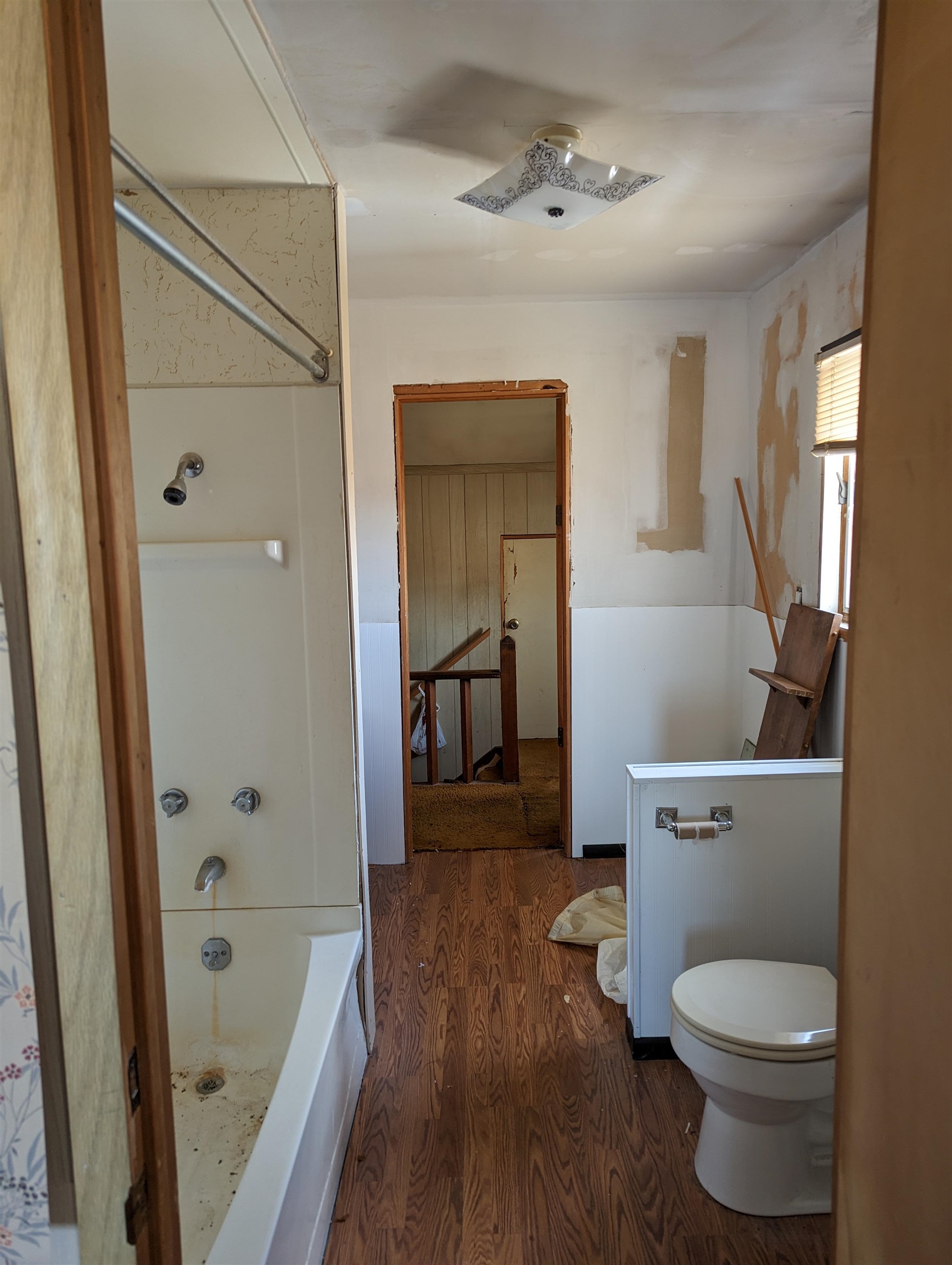 8647 Middleton Road Lennon, MI 48449 - Photo 8 of 24 50102835-7.JPG