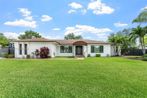 $1,327,500 | 10625 Southwest 79th Place, Miami, FL 33156