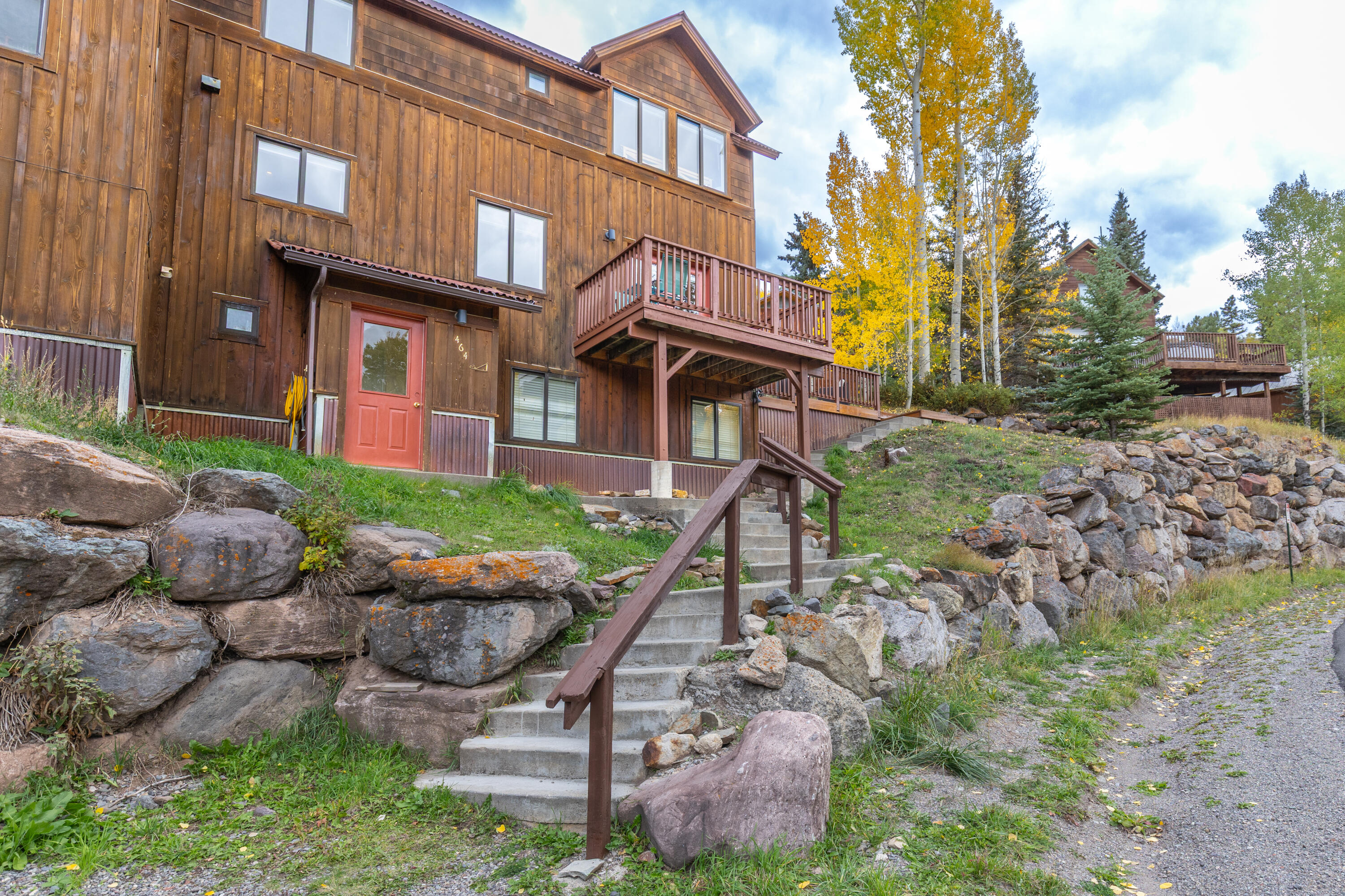 464 San Miguel Ridge, Unit 1 Telluride, CO 81435 - Photo 25 of 27 a garden view with a seating space