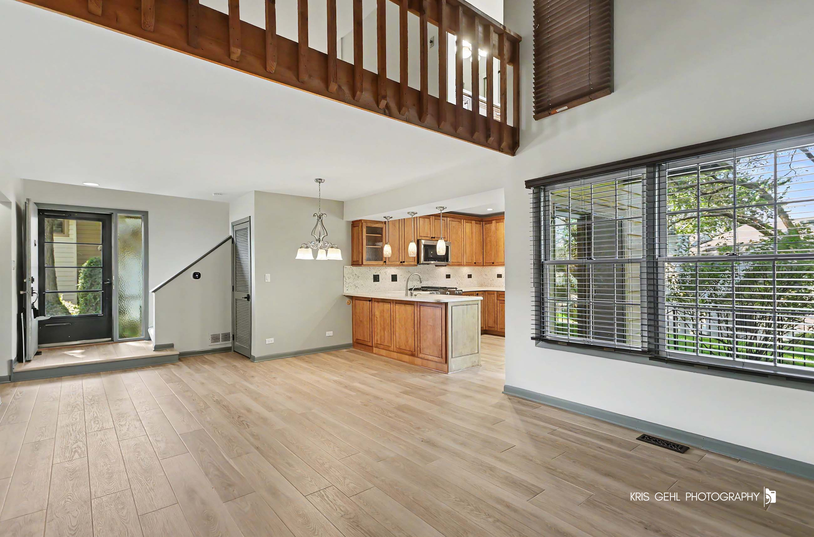 706 Wakefield Road Gurnee, IL 60031 - Photo 9 of 32 Gallery Image 9