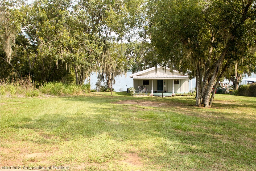 320 Lake June Road Lake Placid, FL 33852 - Photo 3 of 23 Gallery Image 3