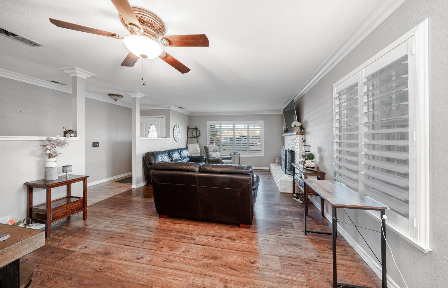2816 Monocott Drive Madera, CA 93637 - Photo 5 of 22 a living room with furniture and a large window