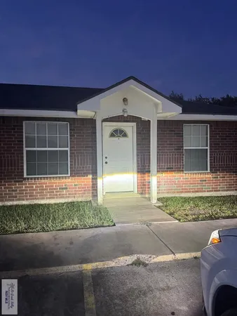$850 | 2206 North 7th Street, Harlingen, TX 78550