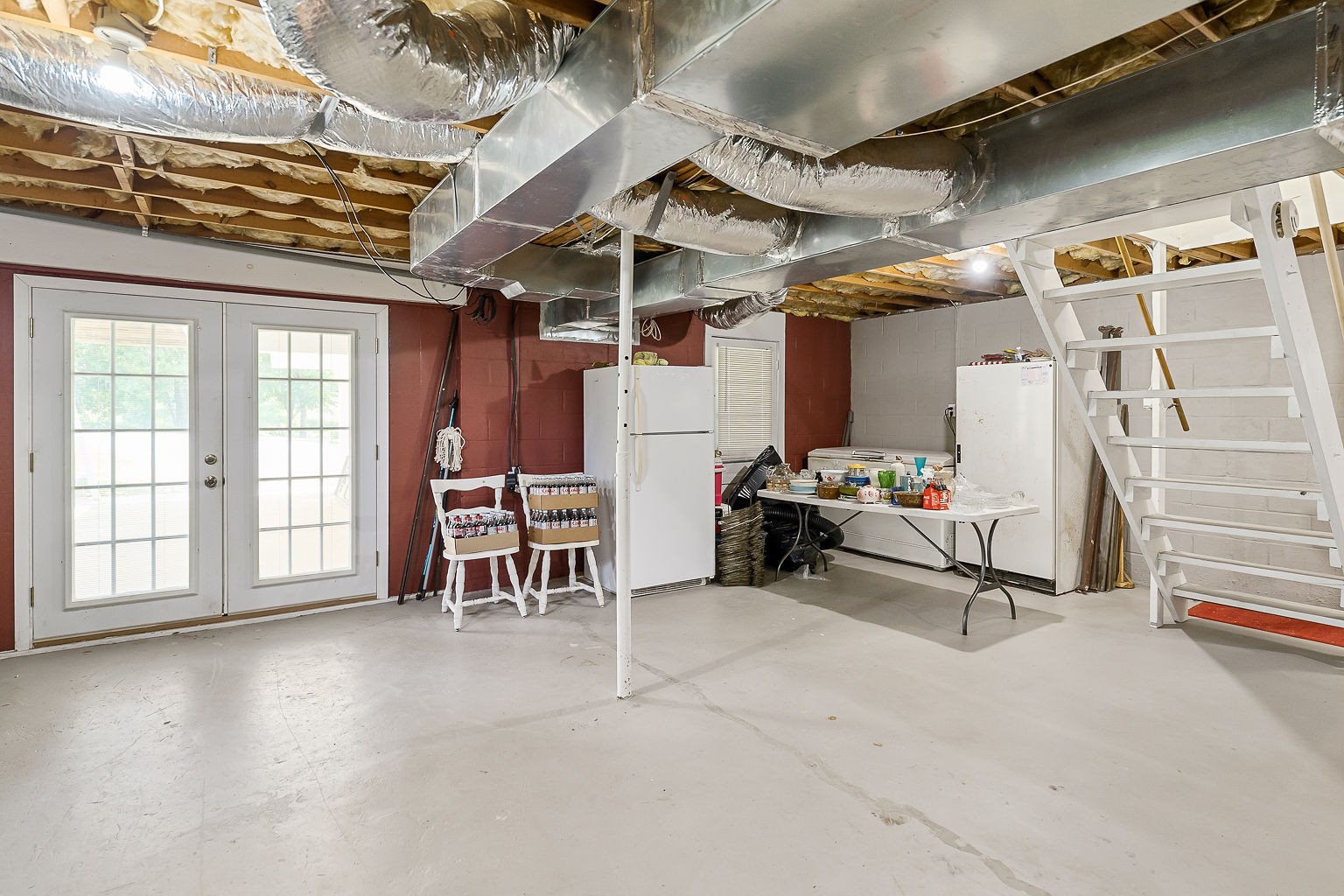 1514 Jefferson Road Smithville, TN 37166 - Photo 33 of 53 a view of a room with gym equipment