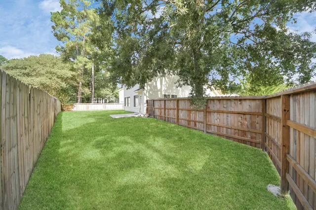 $1,975 | 18178 Woodsdale Court, Porter, TX 77365