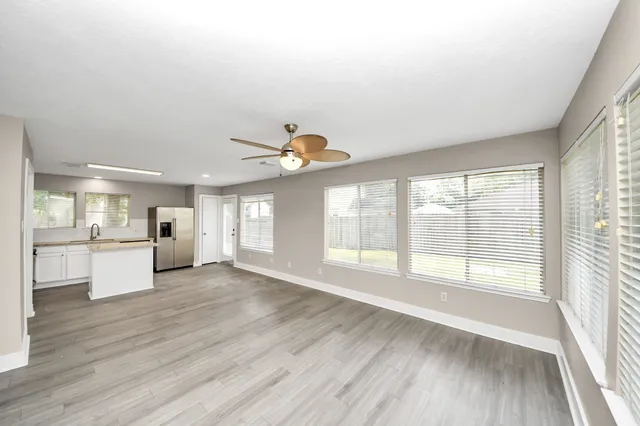 $1,975 | 18178 Woodsdale Court, Porter, TX 77365