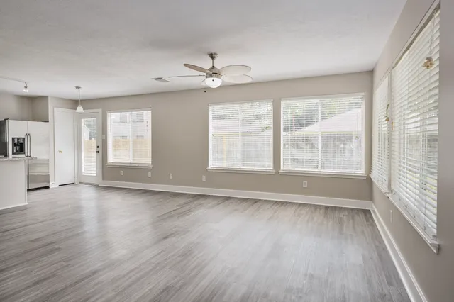 $1,975 | 18178 Woodsdale Court, Porter, TX 77365