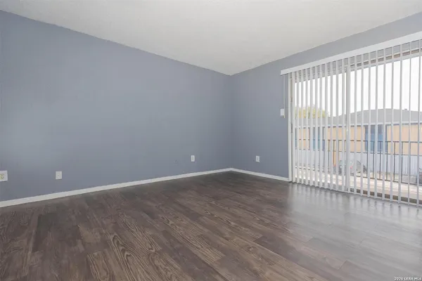 $1,250 | 801 Allen Genoa Road, Unit 25, Houston, TX 77017