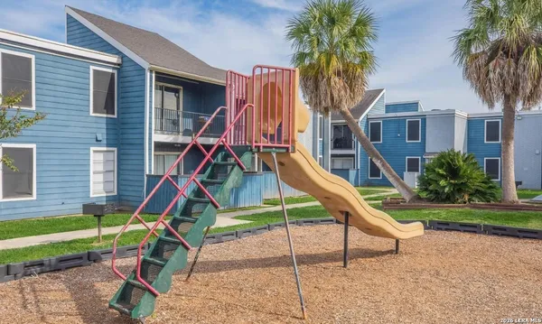 $1,250 | 801 Allen Genoa Road, Unit 25, Houston, TX 77017