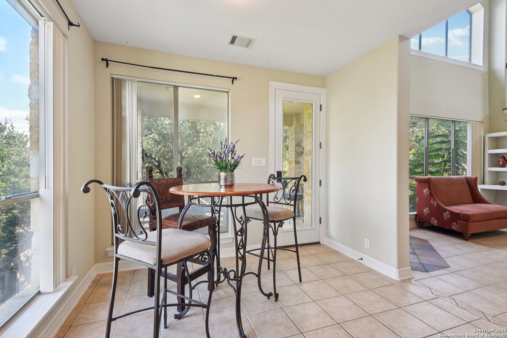 522 Heather Ridge San Antonio, TX 78260 - Photo 11 of 41 a view of a livingroom with furniture and a window