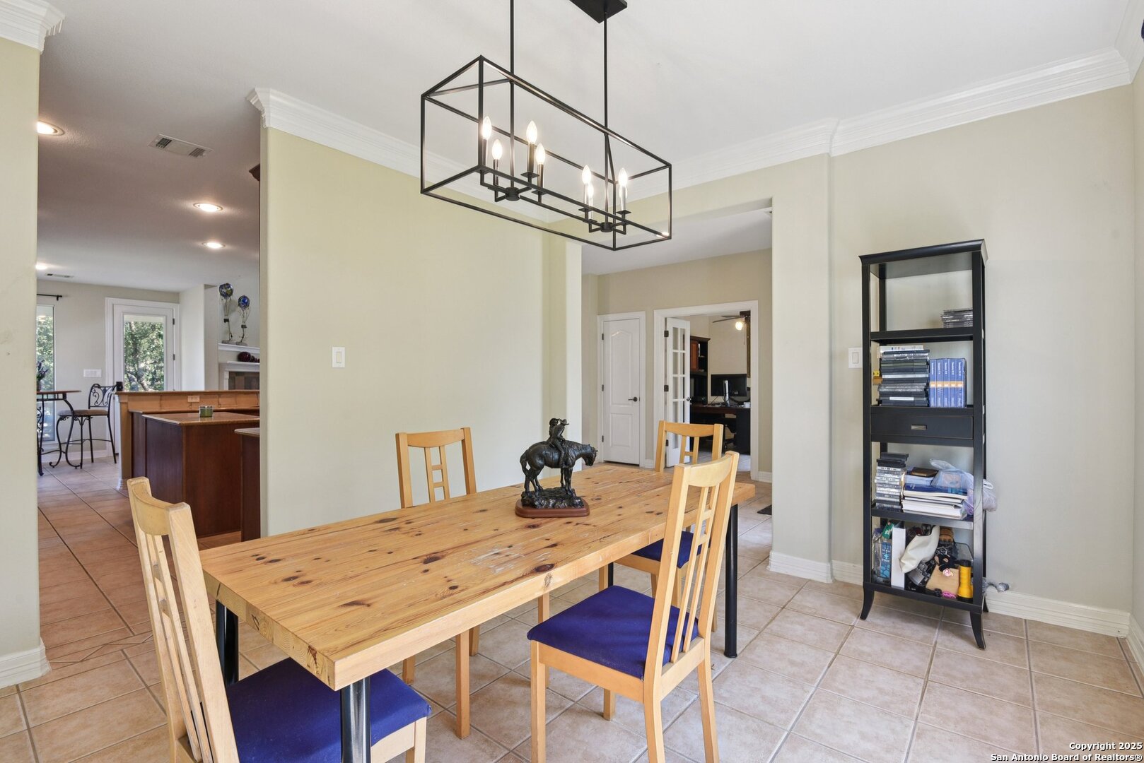 522 Heather Ridge San Antonio, TX 78260 - Photo 13 of 41 a view of a dining room with furniture