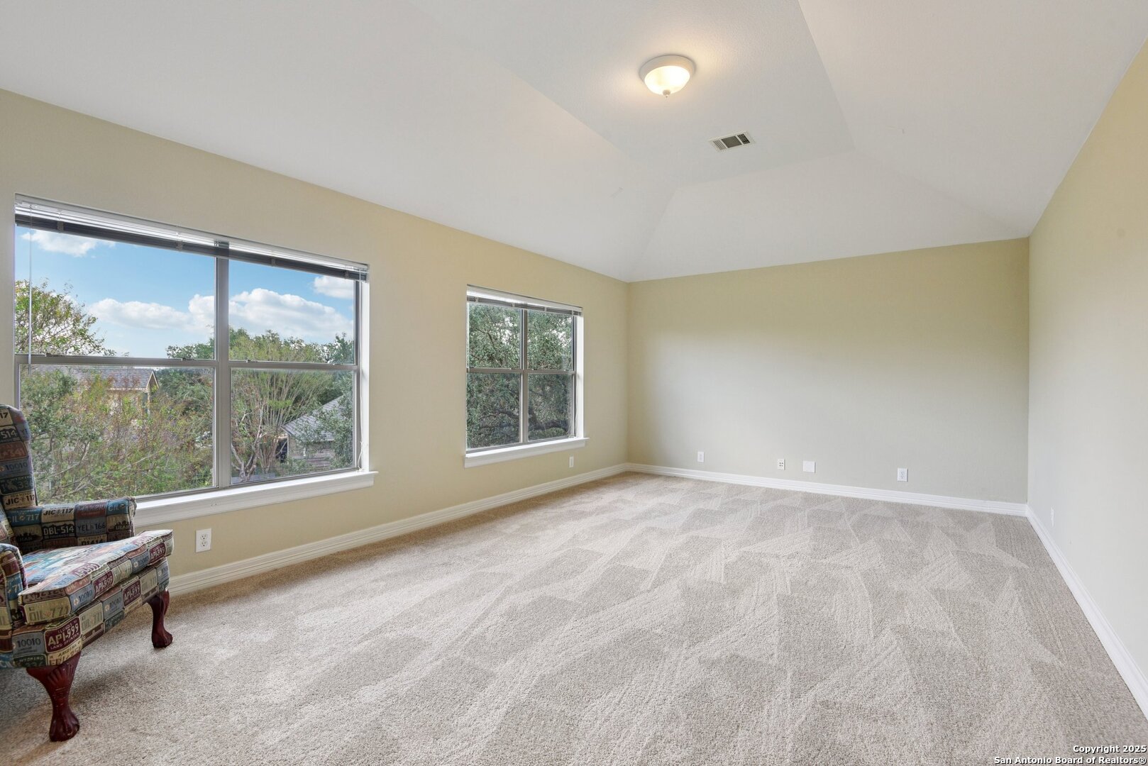 522 Heather Ridge San Antonio, TX 78260 - Photo 26 of 41 a view of an empty room with a window