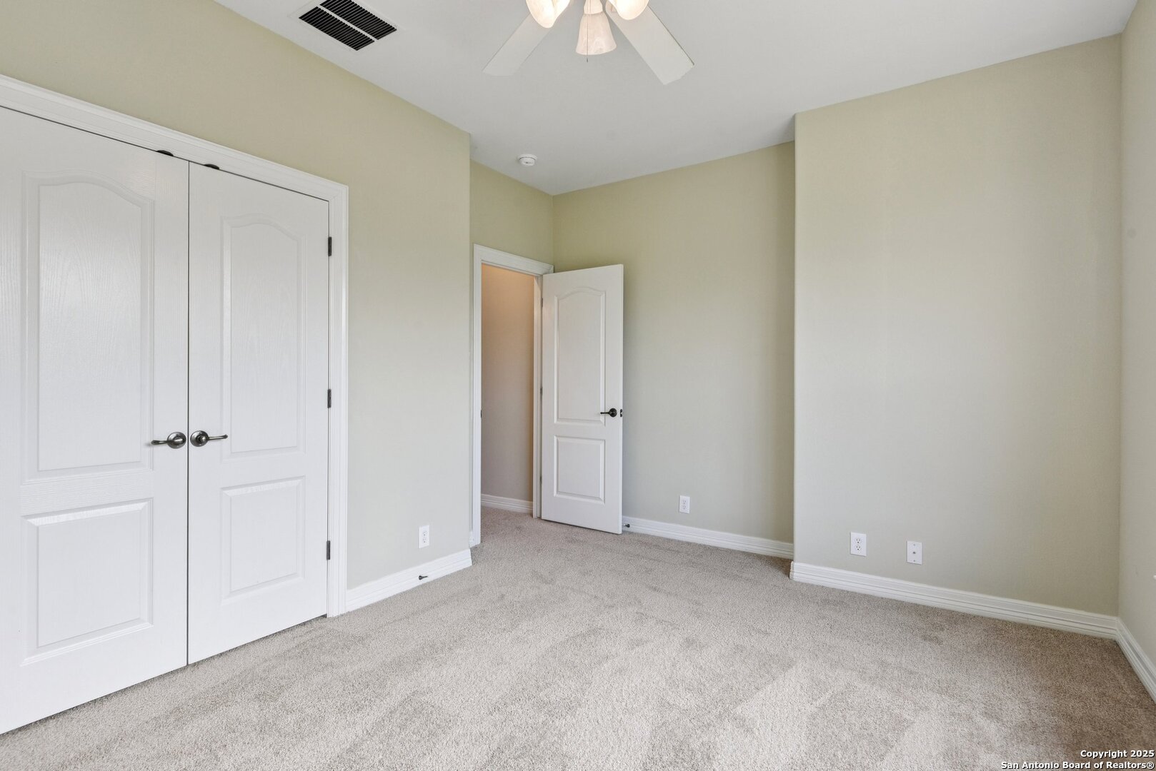 522 Heather Ridge San Antonio, TX 78260 - Photo 33 of 41 a view of an empty room