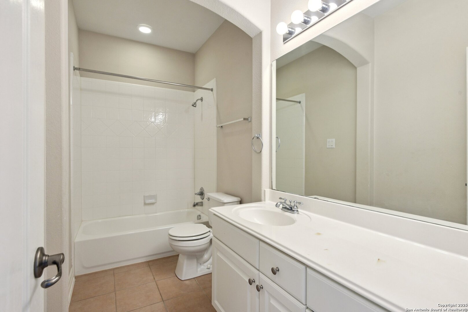 522 Heather Ridge San Antonio, TX 78260 - Photo 34 of 41 a bathroom with a granite countertop sink a toilet and shower
