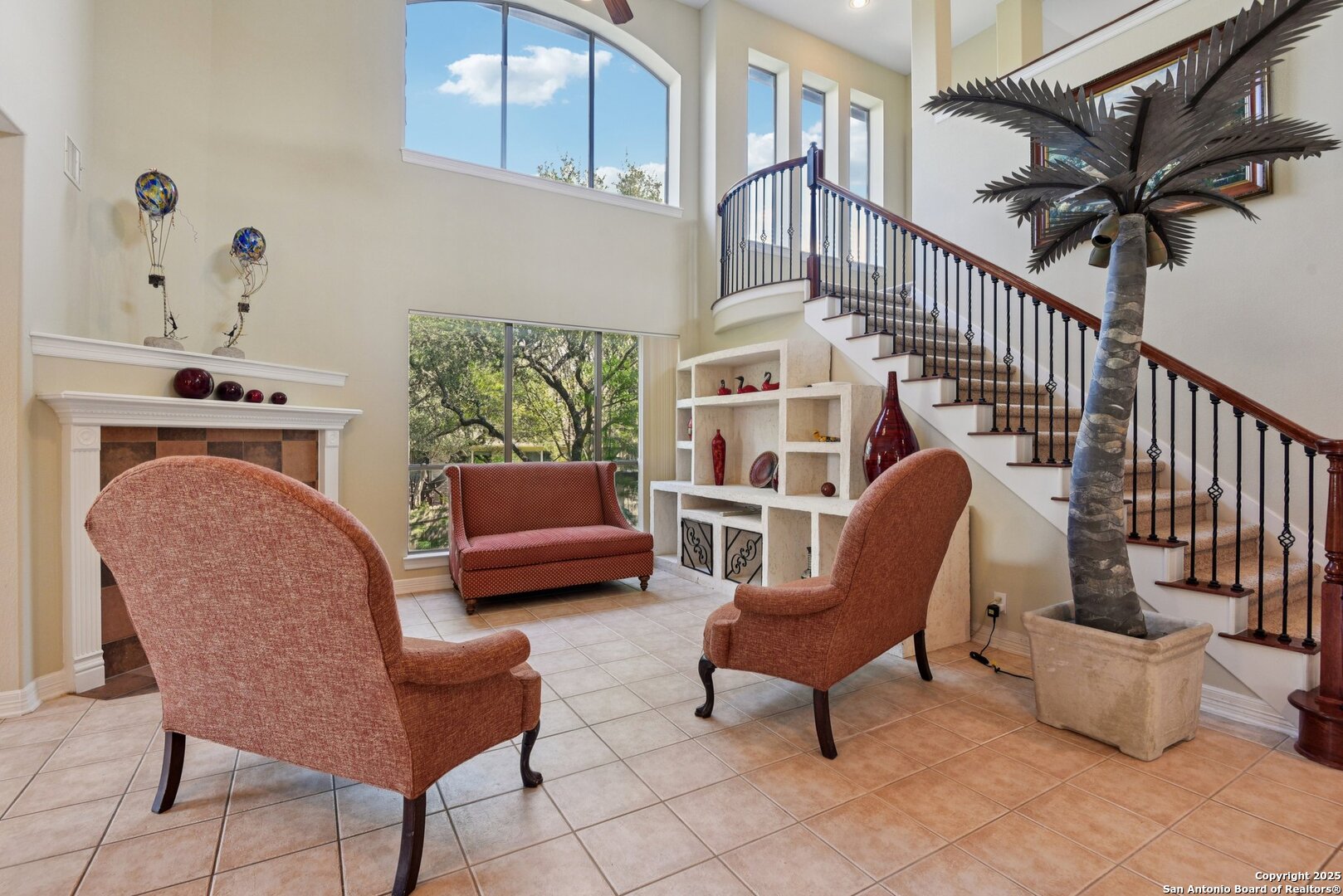 522 Heather Ridge San Antonio, TX 78260 - Photo 6 of 41 a living room with furniture and a fireplace