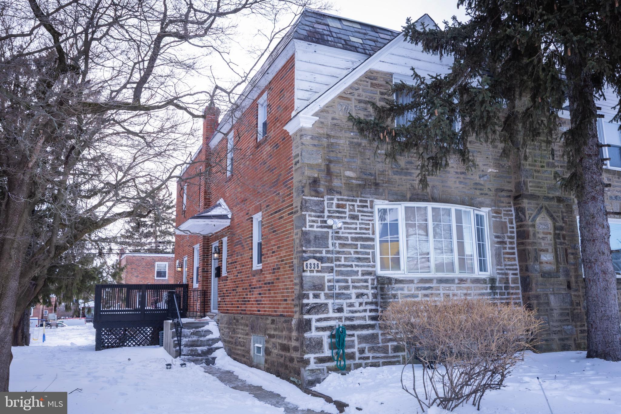 a brick building with a outdoor space