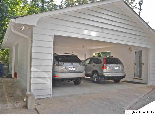 2629 Millwood Road Birmingham, AL 35243 - Photo 9 of 30