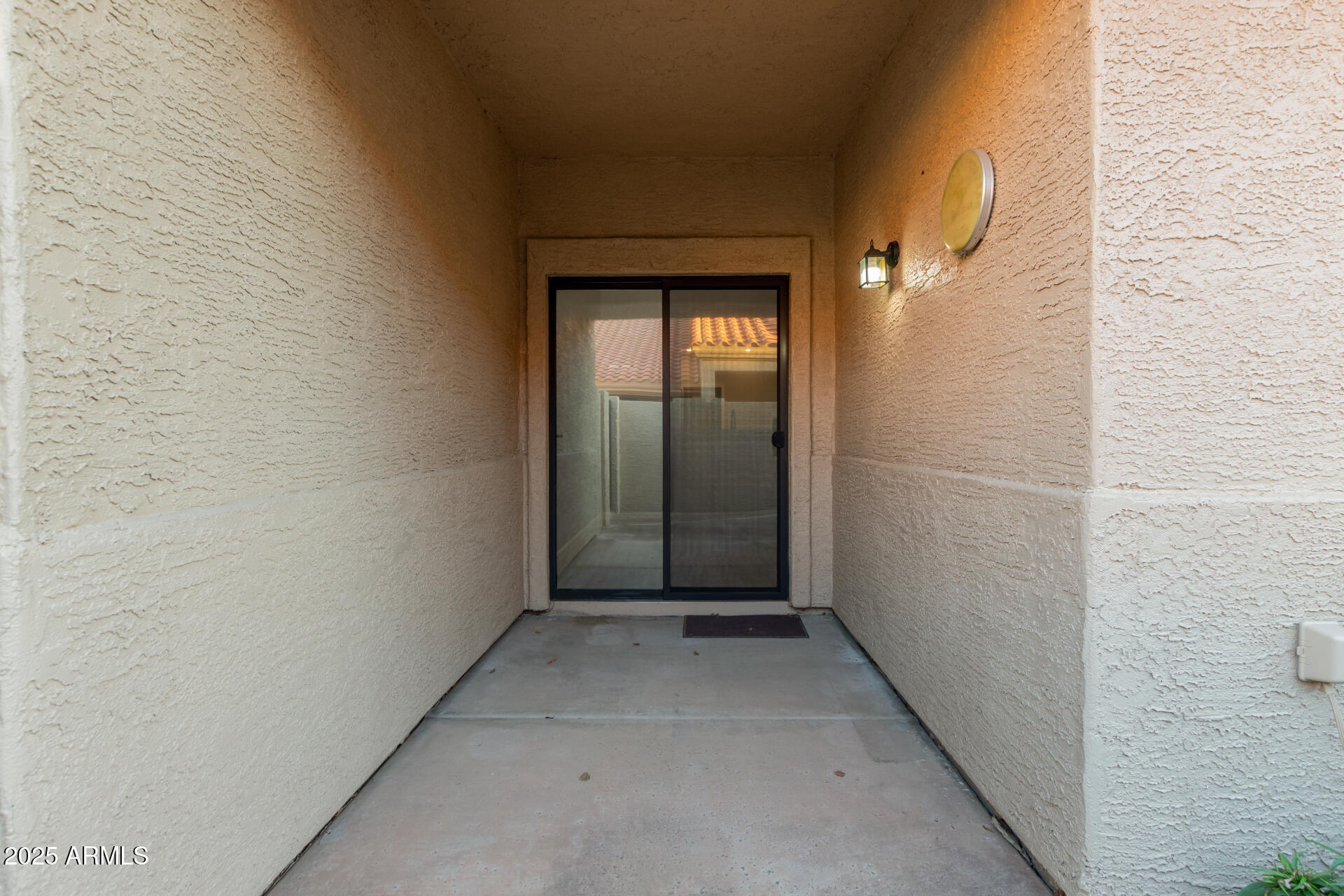 45 East 9th Place, Unit 80 Mesa, AZ 85201 - Photo 34 of 38 a view of a garage