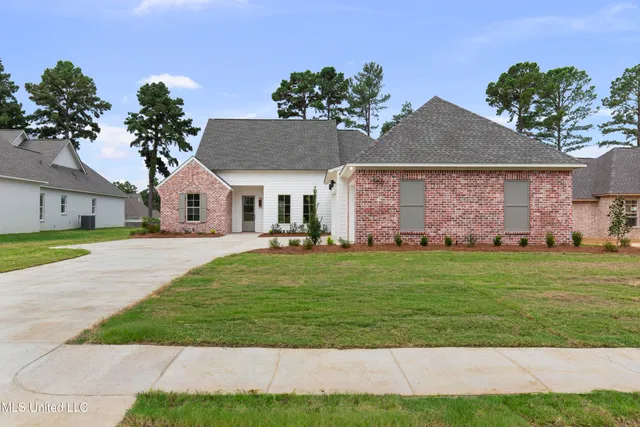 $542,000 | 366 Wellstone Place, Madison, MS 39110