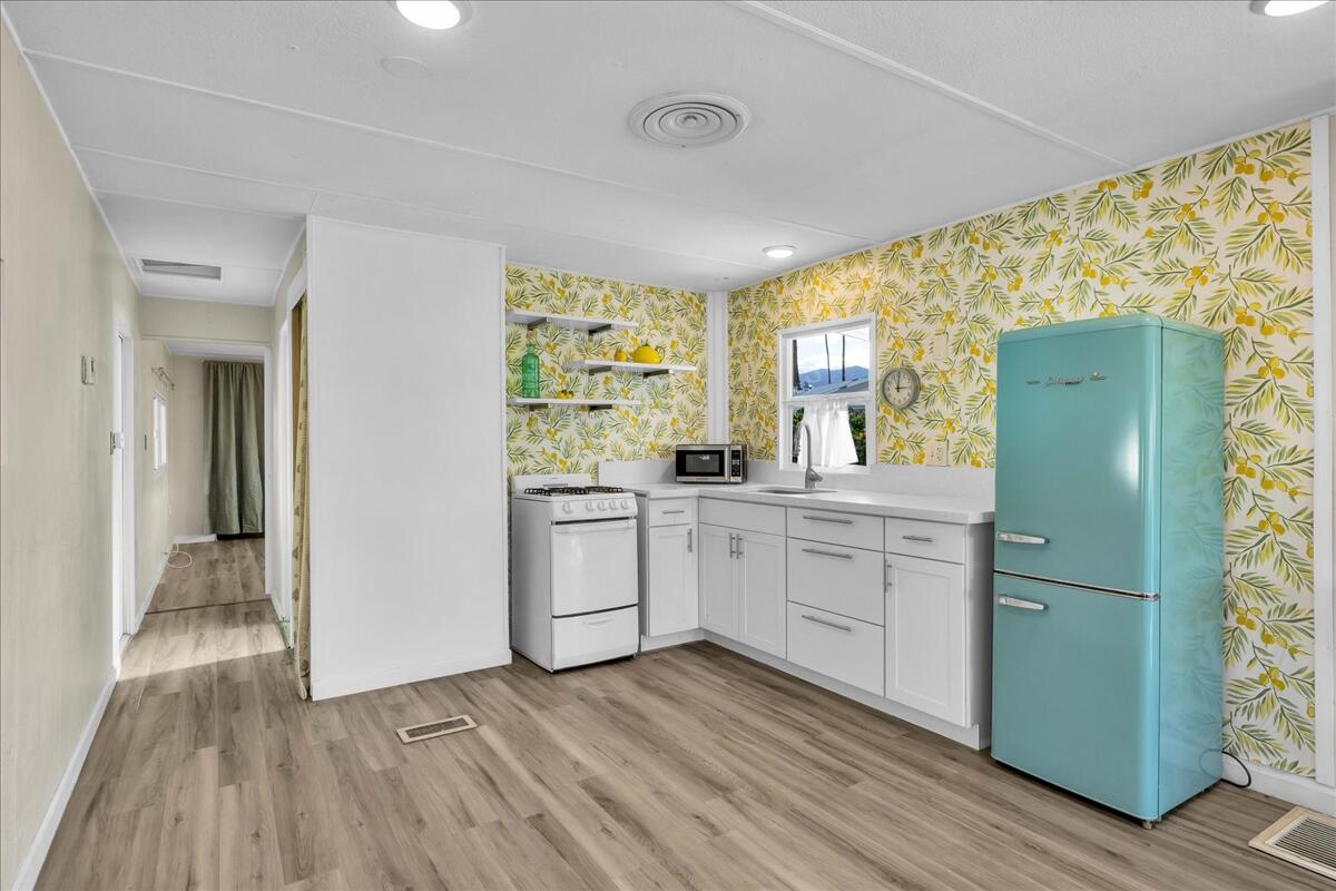 159 Coyote Cathedral City, CA 92234 - Photo 7 of 28 29-Reshoot (17)