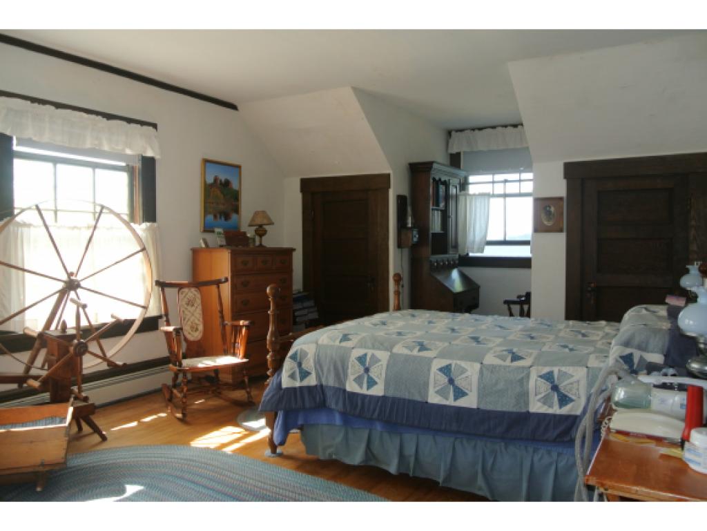 150 Smith Point Road Alton, NH 03810 - Photo 8 of 32 Gallery Image 8
