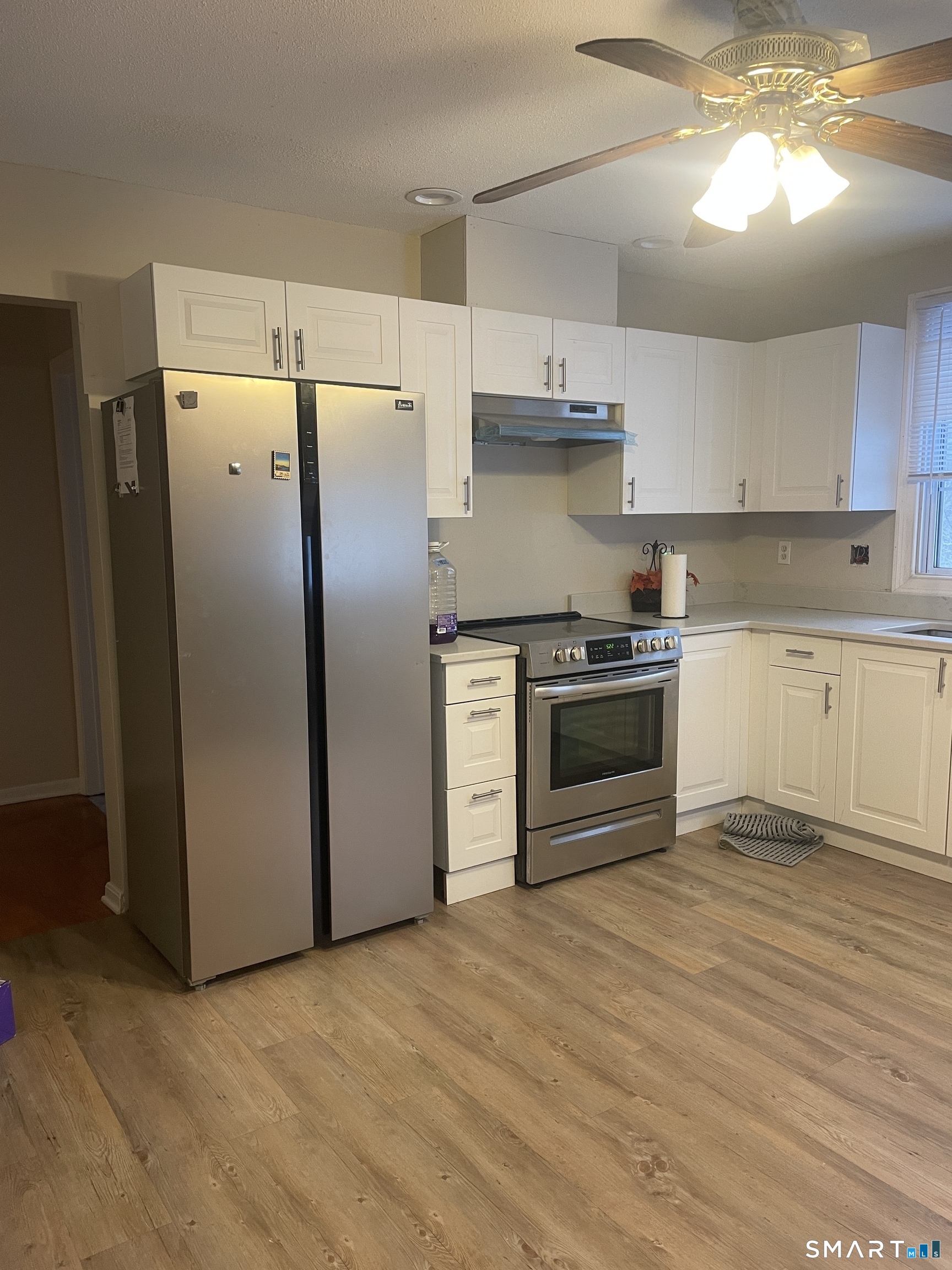 160 Dividend Road Rocky Hill, CT 06067 - Photo 2 of 19