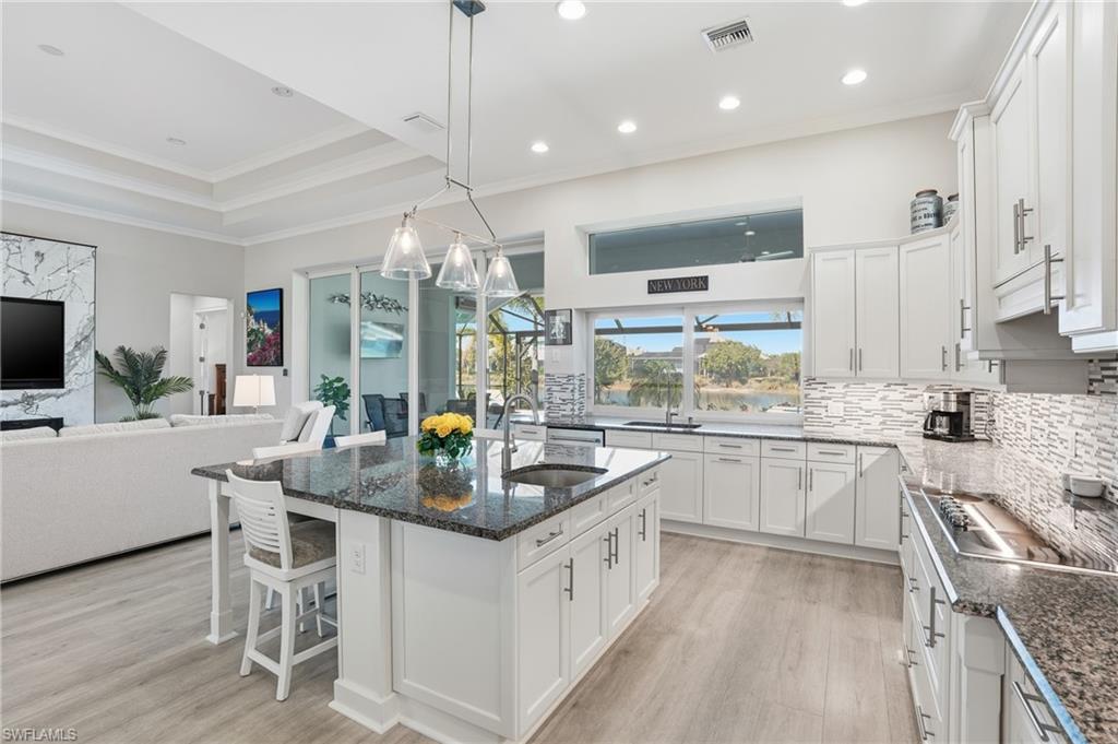 6061 Lucaya Way Naples, FL 34113 - Photo 11 of 50