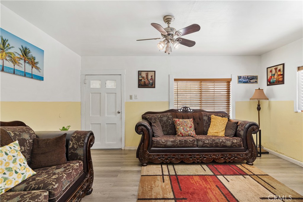 2113 Princeton Street Delano, CA 93215 - Photo 5 of 32 a living room with furniture and a window