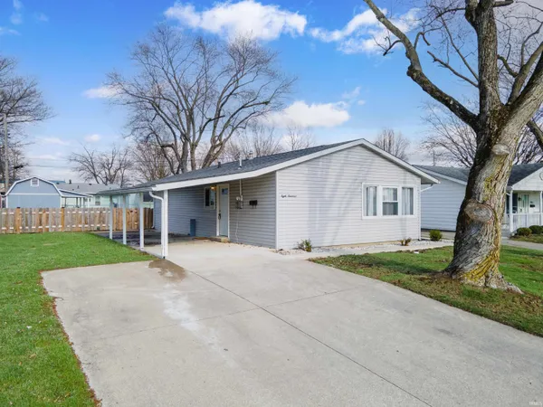$169,900 | 800 North Knight Circle, Marion, IN 46952