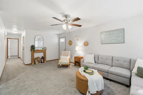 $169,900 | 800 North Knight Circle, Marion, IN 46952