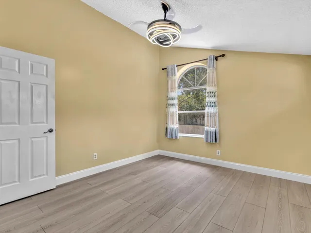 $3,000 | 12549 Woodmill Drive, Palm Beach Gardens, FL 33418