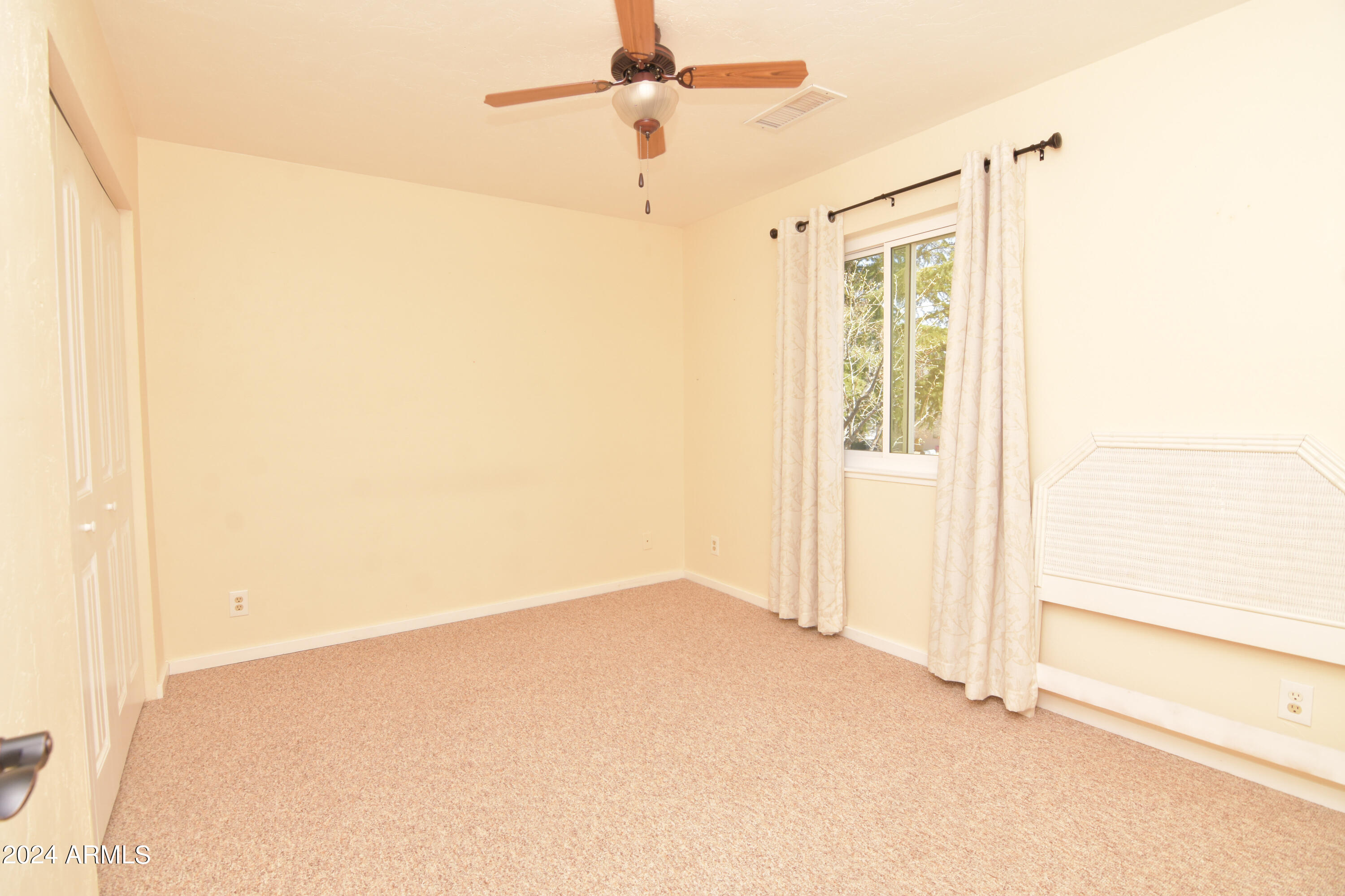 3442 North Tower Road Prescott Valley, AZ 86314 - Photo 15 of 64 Guest Bedroom 1