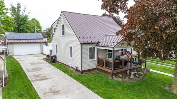 $250,000 | 1024 Nimick Avenue, Monaca, PA 15061