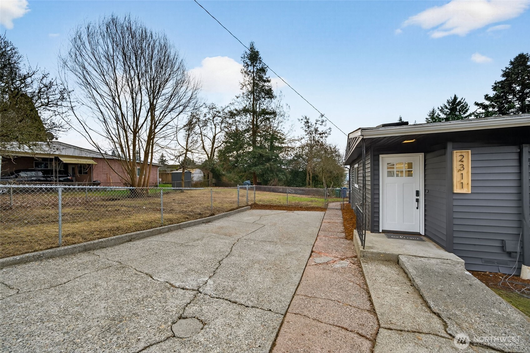 2311 Northeast 6th Place Renton, WA 98056 - Photo 2 of 40
