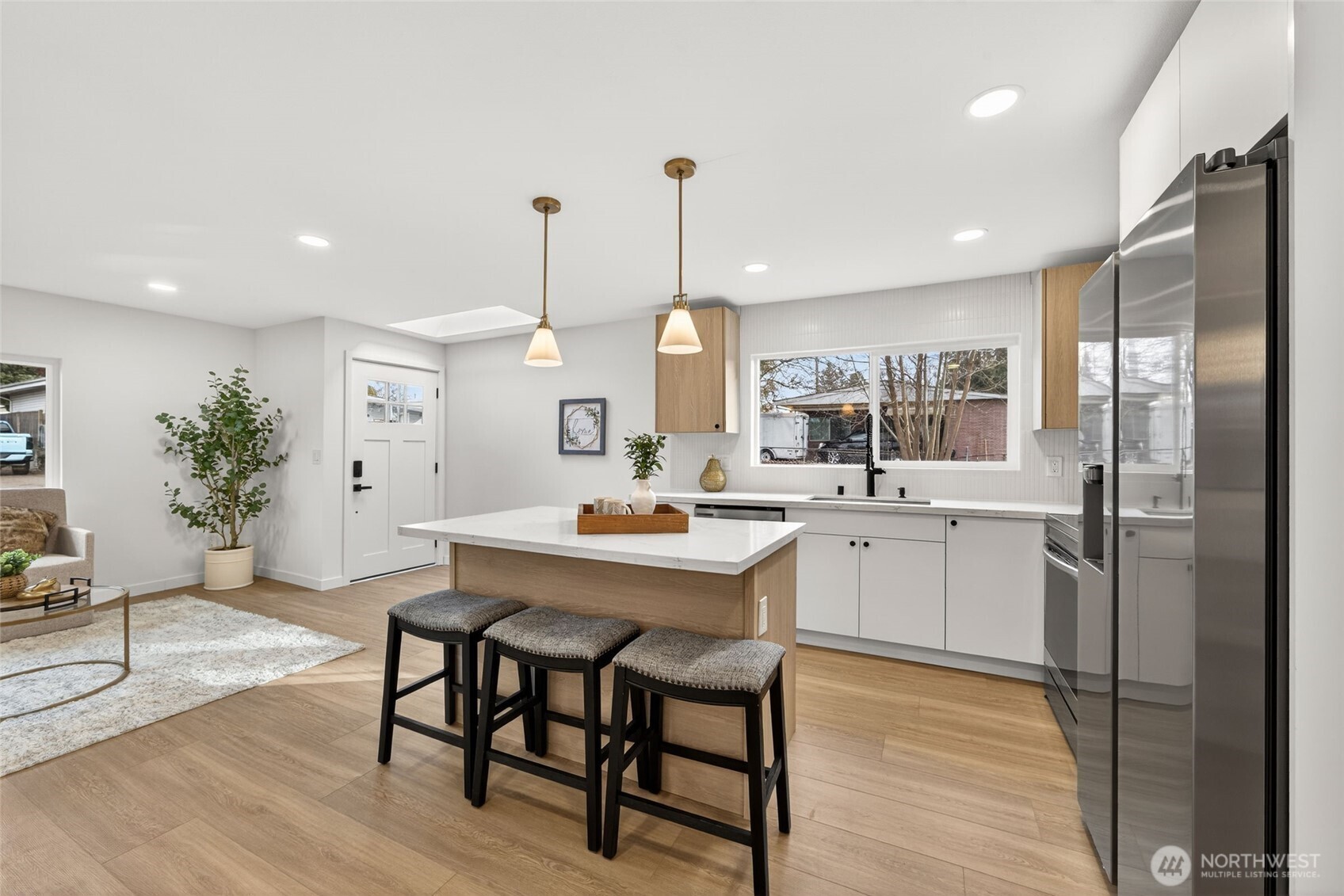 2311 Northeast 6th Place Renton, WA 98056 - Photo 9 of 40