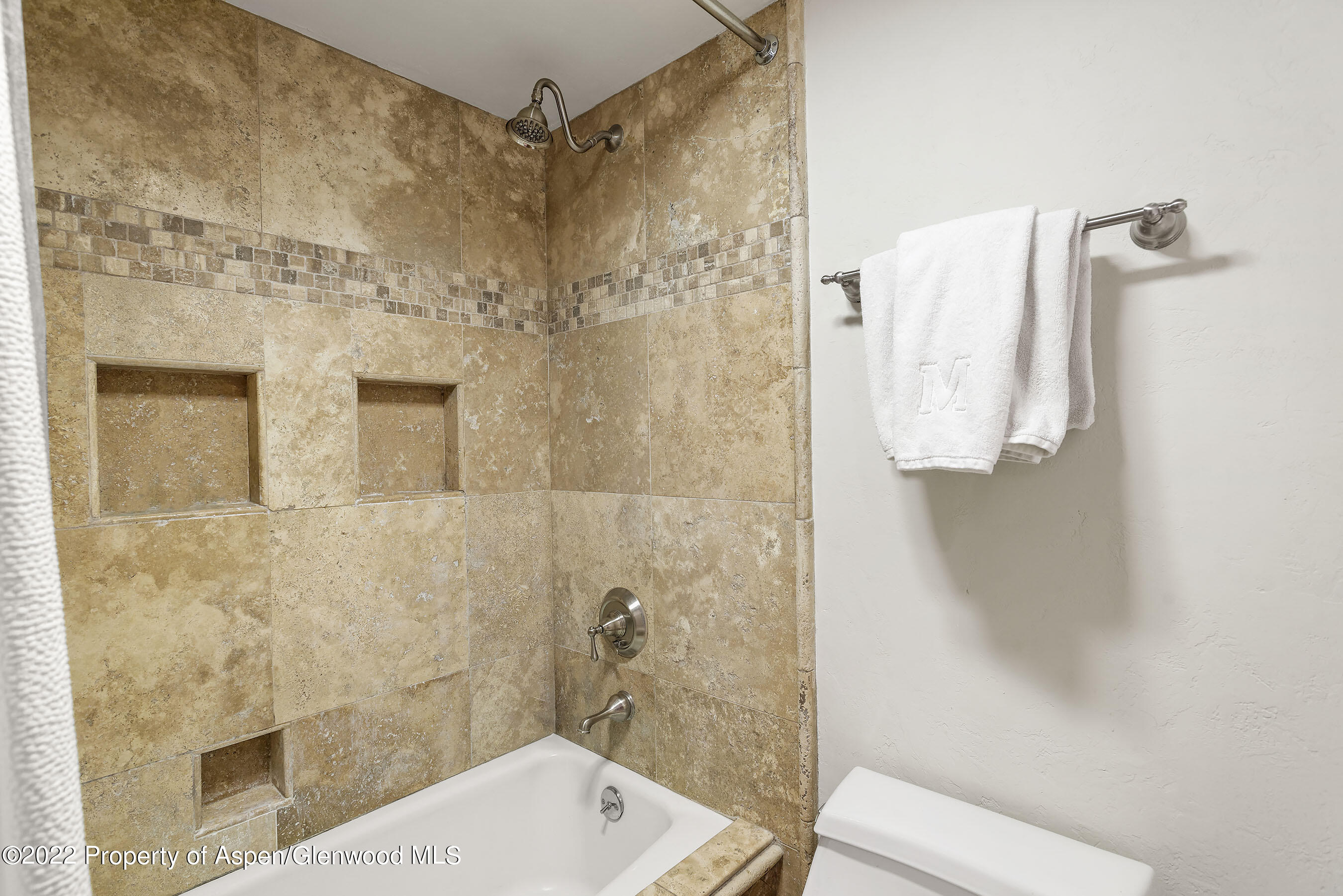 232 Meadow Ranch Road Snowmass Village, CO 81615 - Photo 12 of 19 Guest Bathroom