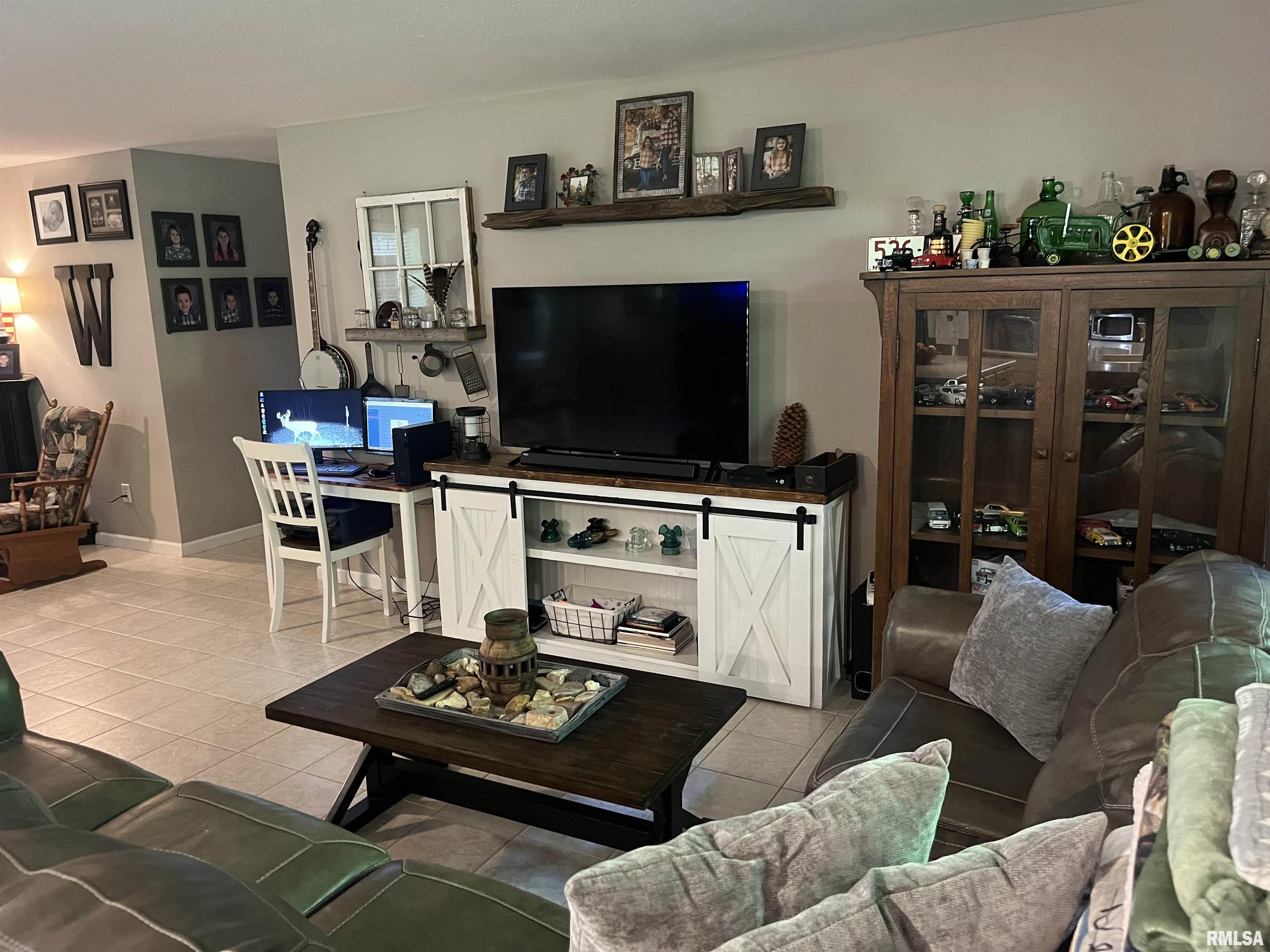 40 State Forest Road Jonesboro, IL 62952 - Photo 21 of 46 Gallery Image 21