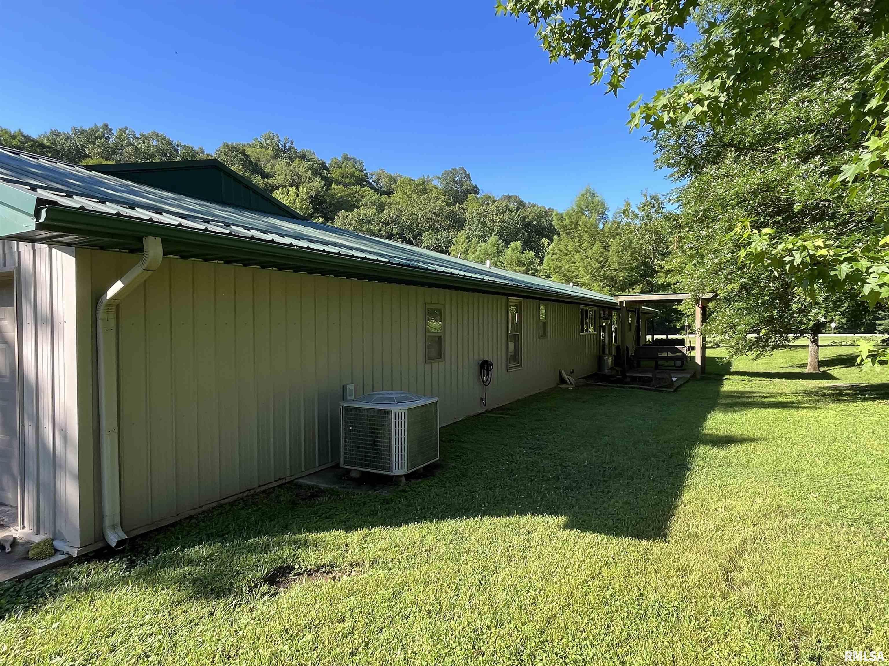 40 State Forest Road Jonesboro, IL 62952 - Photo 8 of 46 Gallery Image 8