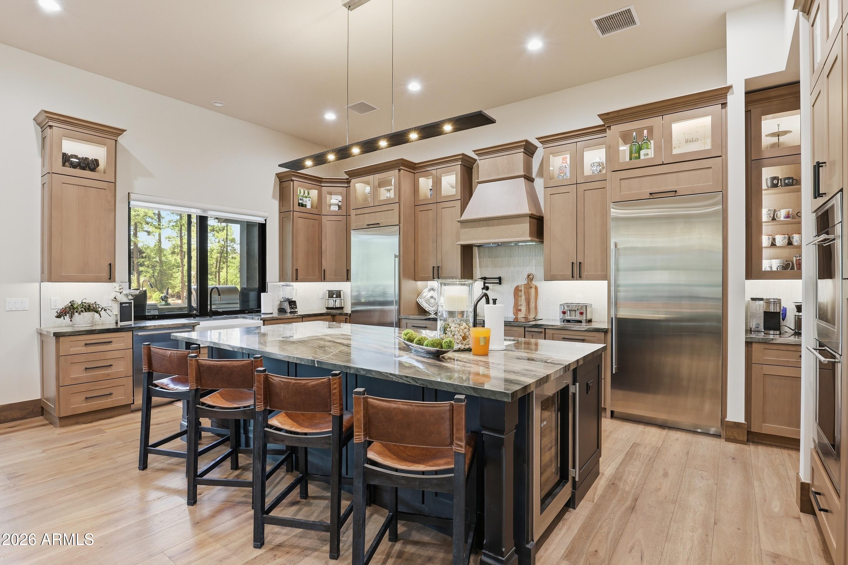 1802 East Senna Point Payson, AZ 85541 - Photo 13 of 60 Dream Kitchen with 10' Seamless Quartzit